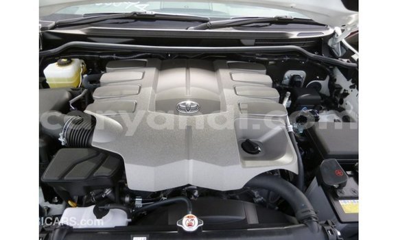 Buy Import Toyota Land Cruiser White Car in Import - Dubai in Zambia Buy Import Toyota Land Cruiser White Car in Import - Dubai in Zambia