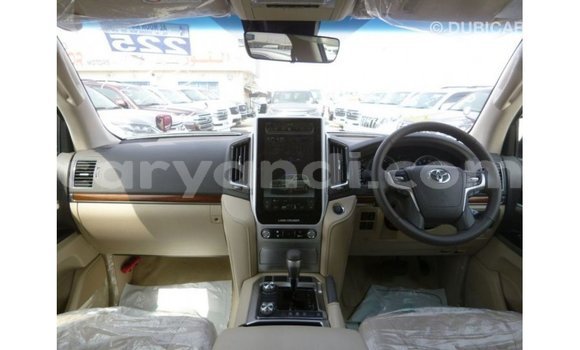 Nunua Imported Toyota Land Cruiser Nyingine Gari ndani ya Import - Dubai nchini Zambia Nunua Imported Toyota Land Cruiser Nyingine Gari ndani ya Import - Dubai nchini Zambia