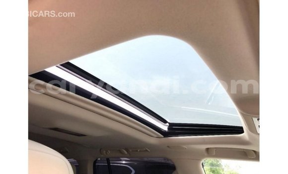 Nunua Imported Toyota Land Cruiser Nyeupe Gari ndani ya Import - Dubai nchini Zambia Nunua Imported Toyota Land Cruiser Nyeupe Gari ndani ya Import - Dubai nchini Zambia