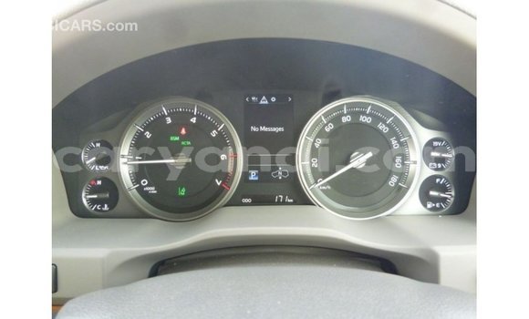 Nunua Imported Toyota Land Cruiser Nyeupe Gari ndani ya Import - Dubai nchini Zambia Nunua Imported Toyota Land Cruiser Nyeupe Gari ndani ya Import - Dubai nchini Zambia