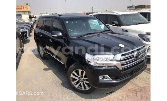 Nunua Imported Toyota Land Cruiser Nyeusi Gari ndani ya Import - Dubai nchini Zambia Nunua Imported Toyota Land Cruiser Nyeusi Gari ndani ya Import - Dubai nchini Zambia