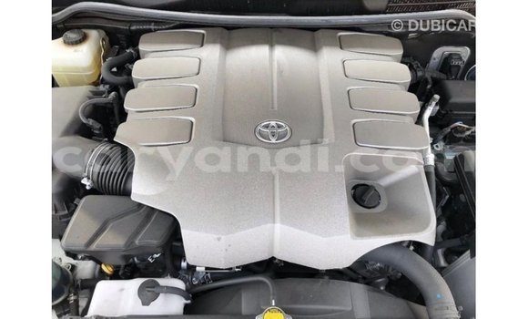 Nunua Imported Toyota Land Cruiser Nyeupe Gari ndani ya Import - Dubai nchini Zambia Nunua Imported Toyota Land Cruiser Nyeupe Gari ndani ya Import - Dubai nchini Zambia