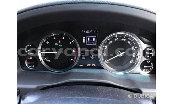 Nunua Imported Toyota Land Cruiser Nyeupe Gari ndani ya Import - Dubai nchini Zambia Nunua Imported Toyota Land Cruiser Nyeupe Gari ndani ya Import - Dubai nchini Zambia