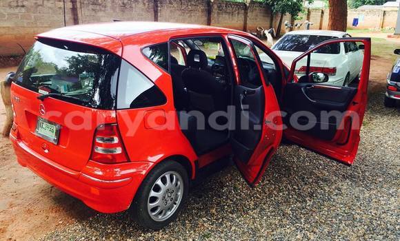 Acheter Occasion Voiture Mercedes‒Benz A–Class Rouge à Chipata, Zambie Acheter Occasion Voiture Mercedes‒Benz A–Class Rouge à Chipata, Zambie