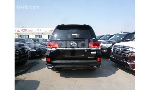 Nunua Imported Toyota Land Cruiser Nyeusi Gari ndani ya Import - Dubai nchini Zambia Nunua Imported Toyota Land Cruiser Nyeusi Gari ndani ya Import - Dubai nchini Zambia