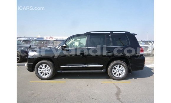 Nunua Imported Toyota Land Cruiser Nyeusi Gari ndani ya Import - Dubai nchini Zambia Nunua Imported Toyota Land Cruiser Nyeusi Gari ndani ya Import - Dubai nchini Zambia