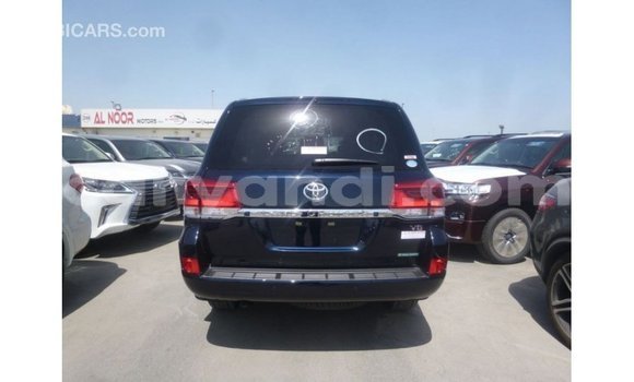 Nunua Imported Toyota Land Cruiser Bluu Gari ndani ya Import - Dubai nchini Zambia Nunua Imported Toyota Land Cruiser Bluu Gari ndani ya Import - Dubai nchini Zambia