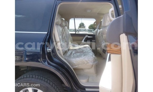 Nunua Imported Toyota Land Cruiser Bluu Gari ndani ya Import - Dubai nchini Zambia Nunua Imported Toyota Land Cruiser Bluu Gari ndani ya Import - Dubai nchini Zambia