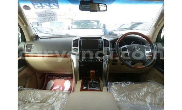 Buy Import Toyota Land Cruiser White Car in Import - Dubai in Zambia Buy Import Toyota Land Cruiser White Car in Import - Dubai in Zambia