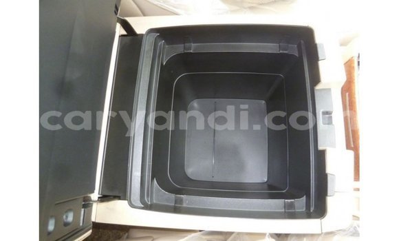 Buy Import Toyota Land Cruiser White Car in Import - Dubai in Zambia Buy Import Toyota Land Cruiser White Car in Import - Dubai in Zambia