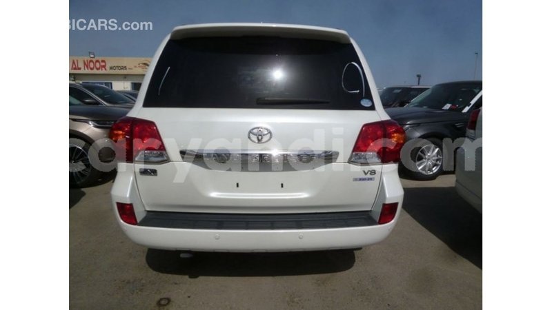 Big with watermark toyota land cruiser zambia import dubai 10467
