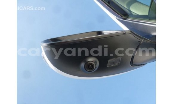 Nunua Imported Toyota Land Cruiser Nyeupe Gari ndani ya Import - Dubai nchini Zambia Nunua Imported Toyota Land Cruiser Nyeupe Gari ndani ya Import - Dubai nchini Zambia