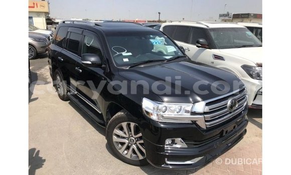 Nunua Imported Toyota Land Cruiser Nyeusi Gari ndani ya Import - Dubai nchini Zambia Nunua Imported Toyota Land Cruiser Nyeusi Gari ndani ya Import - Dubai nchini Zambia
