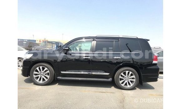 Nunua Imported Toyota Land Cruiser Nyeusi Gari ndani ya Import - Dubai nchini Zambia Nunua Imported Toyota Land Cruiser Nyeusi Gari ndani ya Import - Dubai nchini Zambia