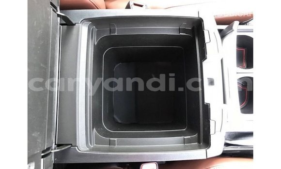 Nunua Imported Toyota Land Cruiser Nyeusi Gari ndani ya Import - Dubai nchini Zambia Nunua Imported Toyota Land Cruiser Nyeusi Gari ndani ya Import - Dubai nchini Zambia