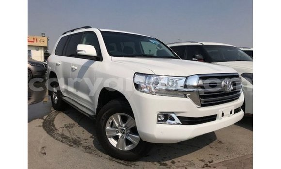 Buy Import Toyota Land Cruiser White Car in Import - Dubai in Zambia Buy Import Toyota Land Cruiser White Car in Import - Dubai in Zambia