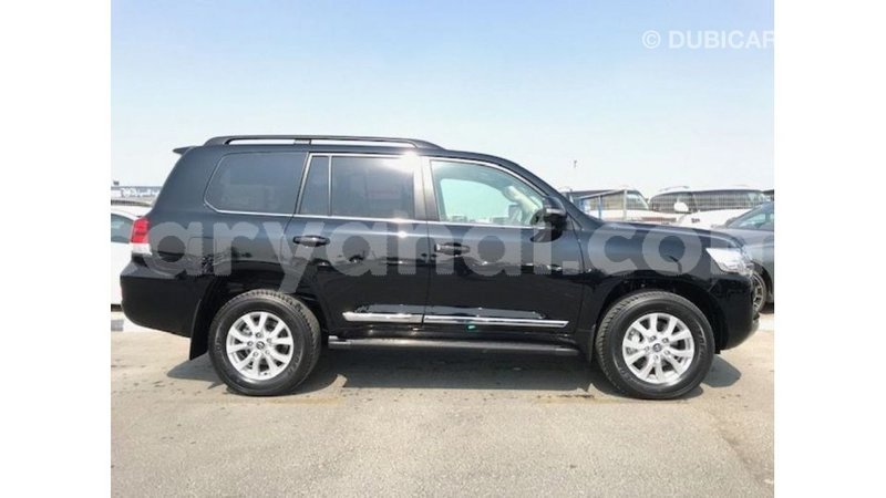 Big with watermark toyota land cruiser zambia import dubai 10472