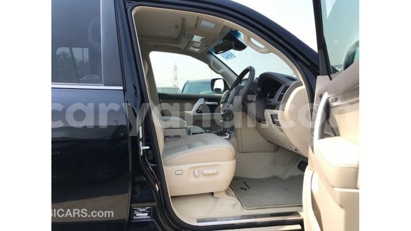 Big with watermark toyota land cruiser zambia import dubai 10472