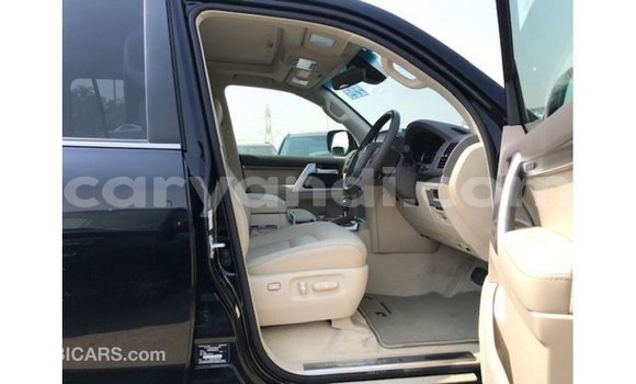 Buy Import Toyota Land Cruiser Black Car in Import - Dubai in Zambia Buy Import Toyota Land Cruiser Black Car in Import - Dubai in Zambia