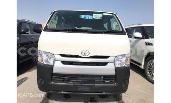 Buy Import Toyota Hiace White Car in Import - Dubai in Zambia Buy Import Toyota Hiace White Car in Import - Dubai in Zambia