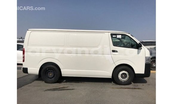 Buy Import Toyota Hiace White Car in Import - Dubai in Zambia Buy Import Toyota Hiace White Car in Import - Dubai in Zambia