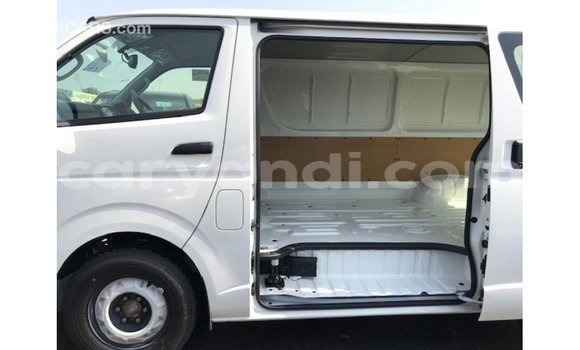 Buy Import Toyota Hiace White Car in Import - Dubai in Zambia Buy Import Toyota Hiace White Car in Import - Dubai in Zambia