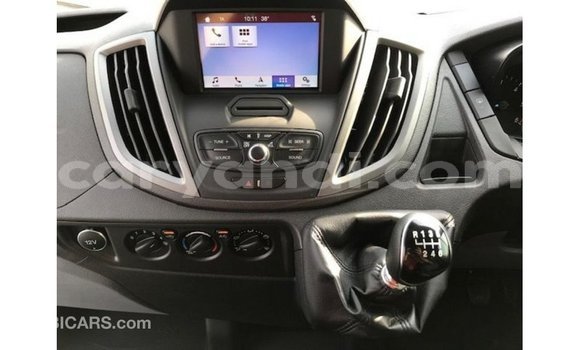 Tenga Imported Ford Club Wagon Chena Mota in Import - Dubai in Zambia Tenga Imported Ford Club Wagon Chena Mota in Import - Dubai in Zambia