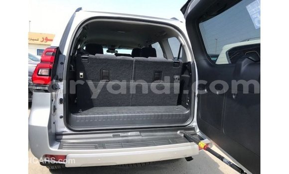 Acheter Import Voiture Toyota Prado Autre à Import - Dubai, Zambie Acheter Import Voiture Toyota Prado Autre à Import - Dubai, Zambie