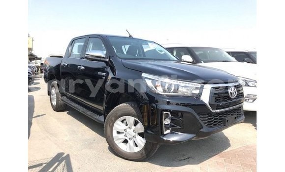 Nunua Imported Toyota Hilux Nyeusi Gari ndani ya Import - Dubai nchini Zambia Nunua Imported Toyota Hilux Nyeusi Gari ndani ya Import - Dubai nchini Zambia