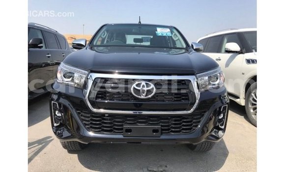Nunua Imported Toyota Hilux Nyeusi Gari ndani ya Import - Dubai nchini Zambia Nunua Imported Toyota Hilux Nyeusi Gari ndani ya Import - Dubai nchini Zambia