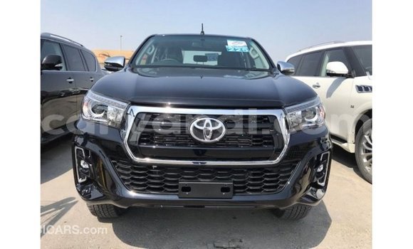 Nunua Imported Toyota Hilux Nyeusi Gari ndani ya Import - Dubai nchini Zambia Nunua Imported Toyota Hilux Nyeusi Gari ndani ya Import - Dubai nchini Zambia
