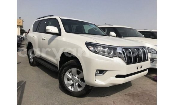 Nunua Imported Toyota Prado Nyeupe Gari ndani ya Import - Dubai nchini Zambia Nunua Imported Toyota Prado Nyeupe Gari ndani ya Import - Dubai nchini Zambia