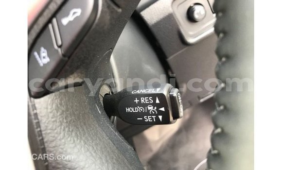 Nunua Imported Toyota Prado Nyeupe Gari ndani ya Import - Dubai nchini Zambia Nunua Imported Toyota Prado Nyeupe Gari ndani ya Import - Dubai nchini Zambia