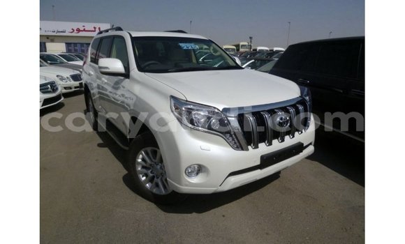Acheter Import Voiture Toyota Prado Blanc à Import - Dubai, Zambie Acheter Import Voiture Toyota Prado Blanc à Import - Dubai, Zambie