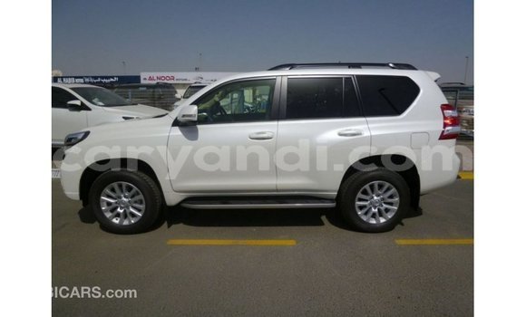 Acheter Import Voiture Toyota Prado Blanc à Import - Dubai, Zambie Acheter Import Voiture Toyota Prado Blanc à Import - Dubai, Zambie