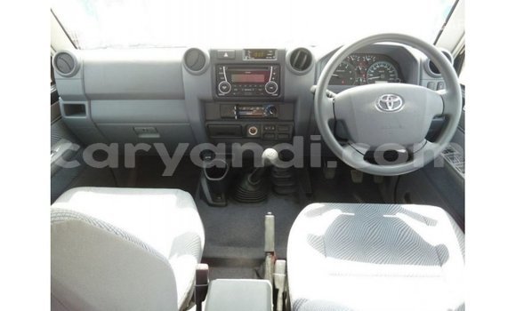 Nunua Imported Toyota Land Cruiser Nyingine Gari ndani ya Import - Dubai nchini Zambia Nunua Imported Toyota Land Cruiser Nyingine Gari ndani ya Import - Dubai nchini Zambia