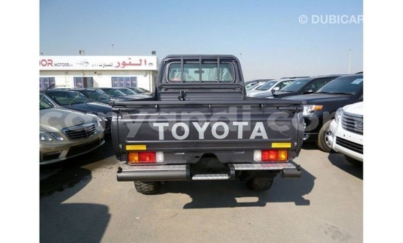 Tenga Imported Toyota Land Cruiser Zvimwe Mota in Import - Dubai in Zambia Tenga Imported Toyota Land Cruiser Zvimwe Mota in Import - Dubai in Zambia