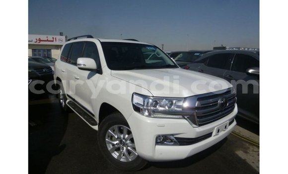 Acheter Import Voiture Toyota Land Cruiser Blanc à Import - Dubai, Zambie Acheter Import Voiture Toyota Land Cruiser Blanc à Import - Dubai, Zambie