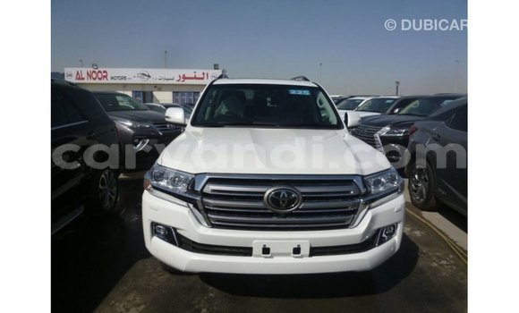 Acheter Import Voiture Toyota Land Cruiser Blanc à Import - Dubai, Zambie Acheter Import Voiture Toyota Land Cruiser Blanc à Import - Dubai, Zambie