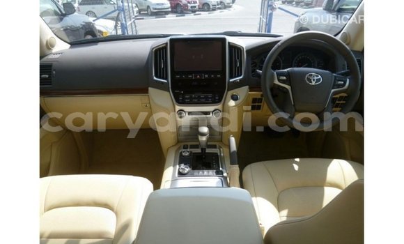 Buy Import Toyota Land Cruiser White Car in Import - Dubai in Zambia Buy Import Toyota Land Cruiser White Car in Import - Dubai in Zambia