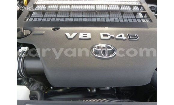 Nunua Imported Toyota Land Cruiser Bluu Gari ndani ya Import - Dubai nchini Zambia Nunua Imported Toyota Land Cruiser Bluu Gari ndani ya Import - Dubai nchini Zambia