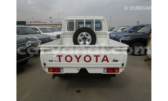 Buy Import Toyota Land Cruiser White Car in Import - Dubai in Zambia Buy Import Toyota Land Cruiser White Car in Import - Dubai in Zambia