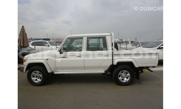Buy Import Toyota Land Cruiser White Car in Import - Dubai in Zambia Buy Import Toyota Land Cruiser White Car in Import - Dubai in Zambia