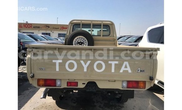 Buy Import Toyota Land Cruiser Beige Car in Import - Dubai in Zambia Buy Import Toyota Land Cruiser Beige Car in Import - Dubai in Zambia