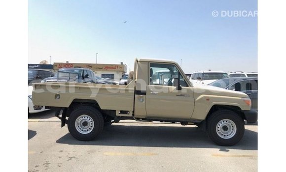 Buy Import Toyota Land Cruiser Beige Car in Import - Dubai in Zambia Buy Import Toyota Land Cruiser Beige Car in Import - Dubai in Zambia