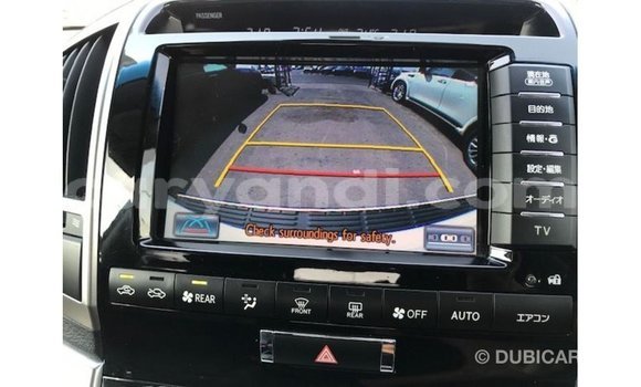 Buy Import Toyota Land Cruiser White Car in Import - Dubai in Zambia Buy Import Toyota Land Cruiser White Car in Import - Dubai in Zambia