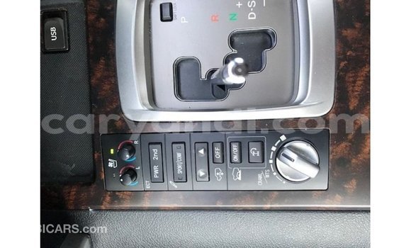 Buy Import Toyota Land Cruiser White Car in Import - Dubai in Zambia Buy Import Toyota Land Cruiser White Car in Import - Dubai in Zambia