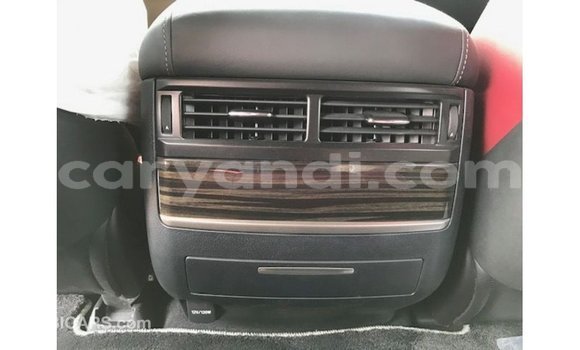 Nunua Imported Lexus LX Nyeusi Gari ndani ya Import - Dubai nchini Zambia Nunua Imported Lexus LX Nyeusi Gari ndani ya Import - Dubai nchini Zambia