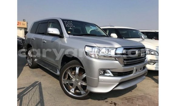 Nunua Imported Toyota Land Cruiser Nyingine Gari ndani ya Import - Dubai nchini Zambia Nunua Imported Toyota Land Cruiser Nyingine Gari ndani ya Import - Dubai nchini Zambia