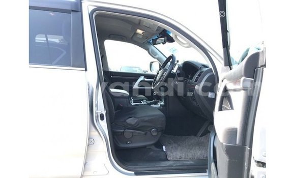 Nunua Imported Toyota Land Cruiser Nyingine Gari ndani ya Import - Dubai nchini Zambia Nunua Imported Toyota Land Cruiser Nyingine Gari ndani ya Import - Dubai nchini Zambia